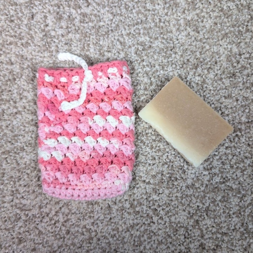 Handmade Crochet Soap Pouch Bag Pink White Ombre Drawstring Bath‎ Shower